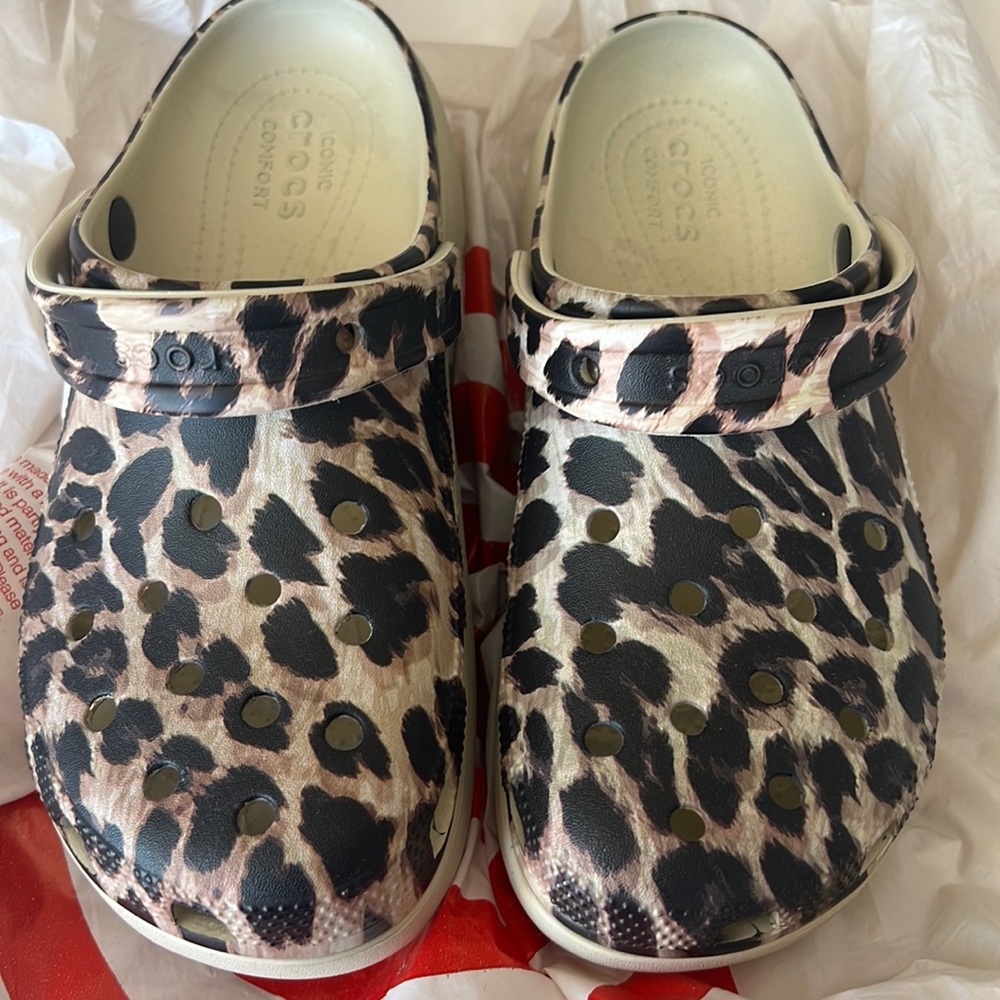 Crocs Classic Women's Platform Clogs
